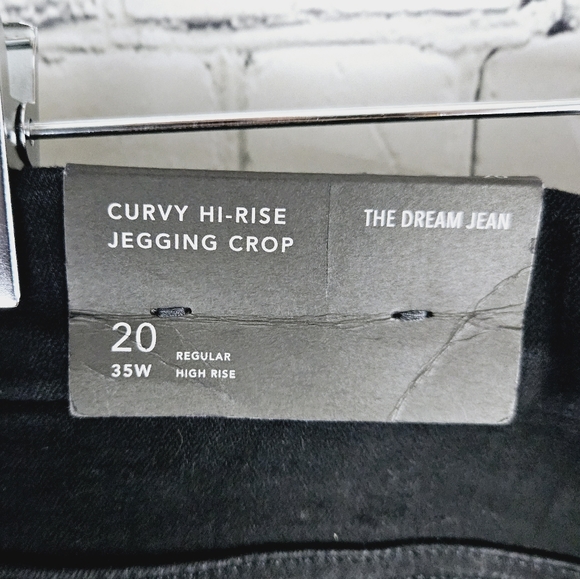 AMERICAN EAGLE | The Dream Jean curvy high rise jegging crop - Picture 7 of 11